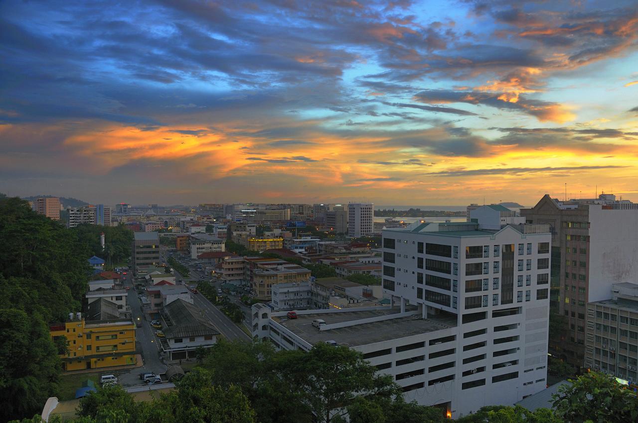 Hotel Kooler Inn Kota Kinabalu Kültér fotó
